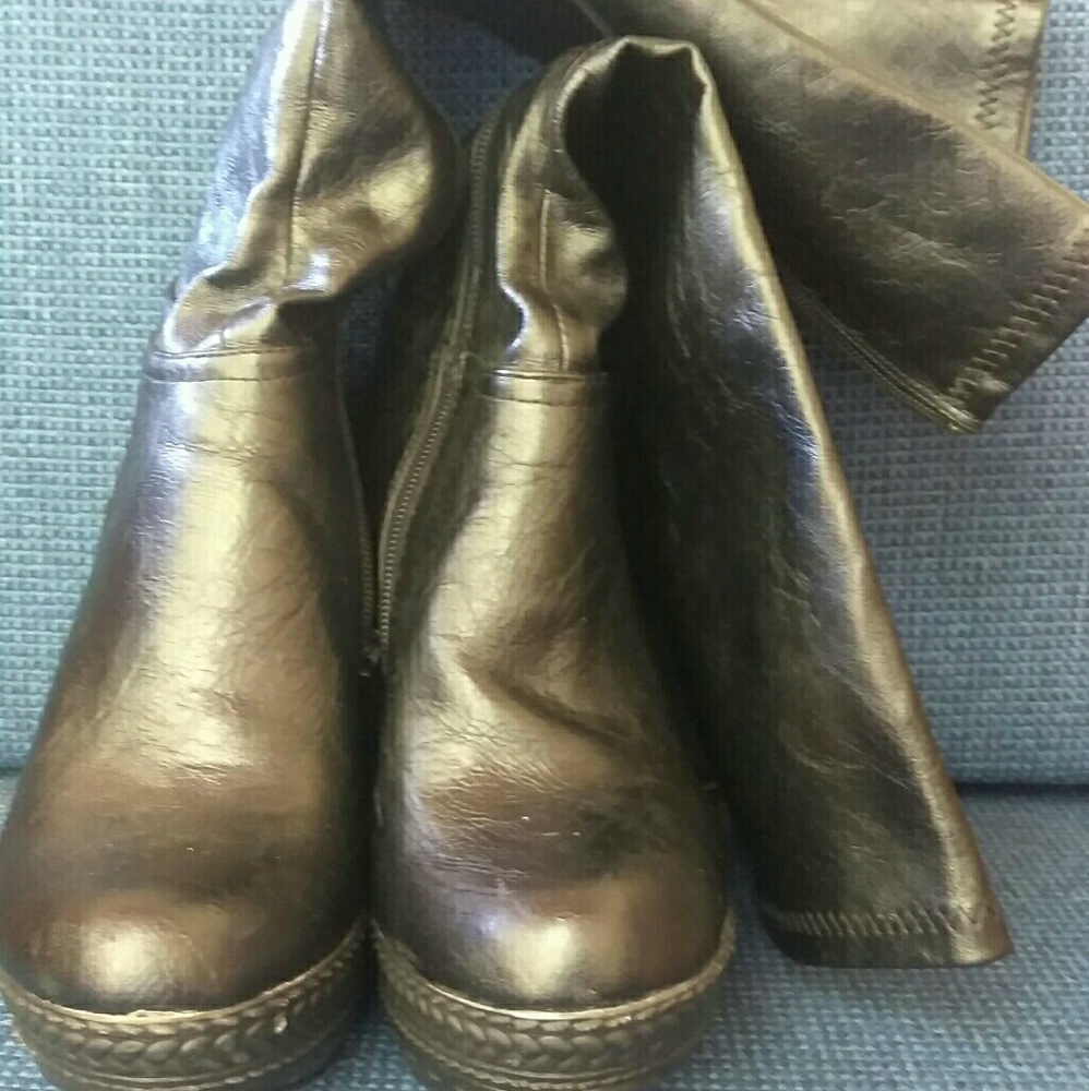 Dollhouse  Black Wedge  boot.